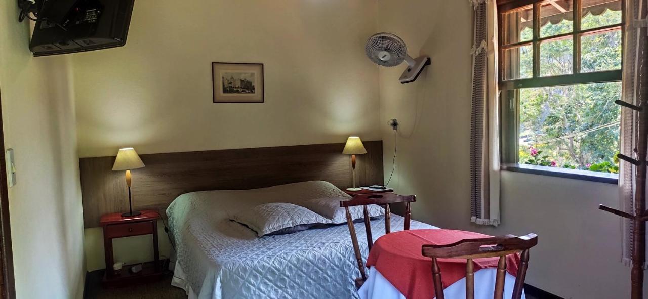 Pousada Taverna Do Golf Teresópolis Zewnętrze zdjęcie